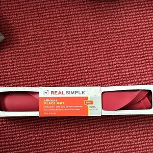 Real Simple Red Silicone Dog Placemat